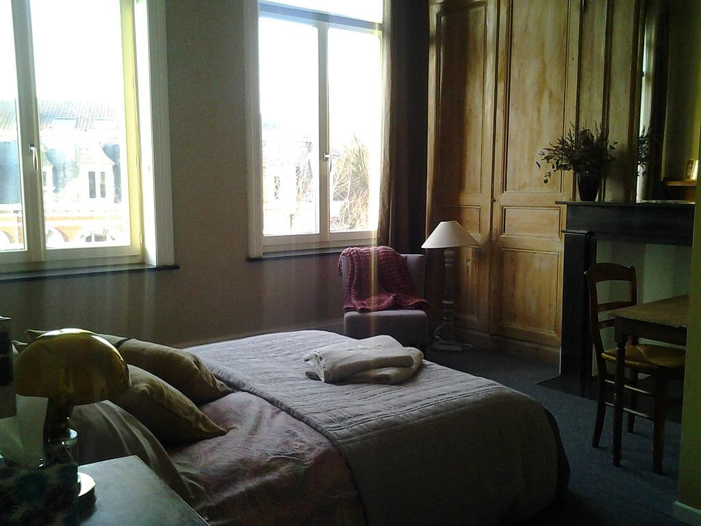 La-Lilloise Bed & Breakfast Lille Ruang foto